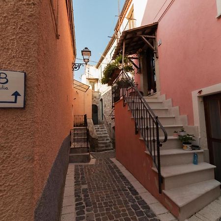 La Casa Di Duilia Bed & Breakfast Fornelli ภายนอก รูปภาพ